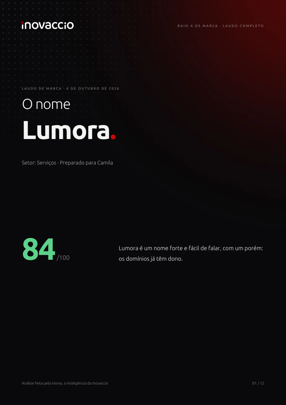 Página 01 do laudo de exemplo: capa escura com o nome Lumora, a nota geral 84 de 100 e o veredito da Inovia